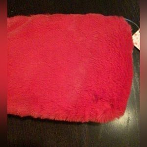 NEW! Free people cherry faux fur zippy clutch